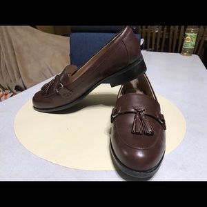 $10 SALE Stylish Penny Loafers 12W Avenue
